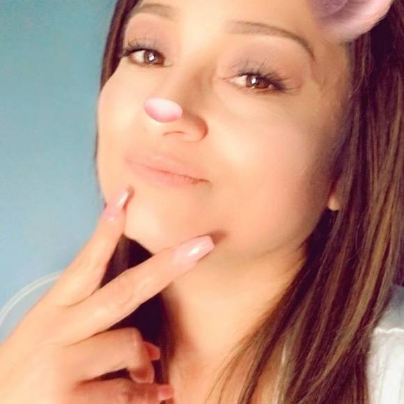 Meet your Posher, Sarah - Picture 1 of 1